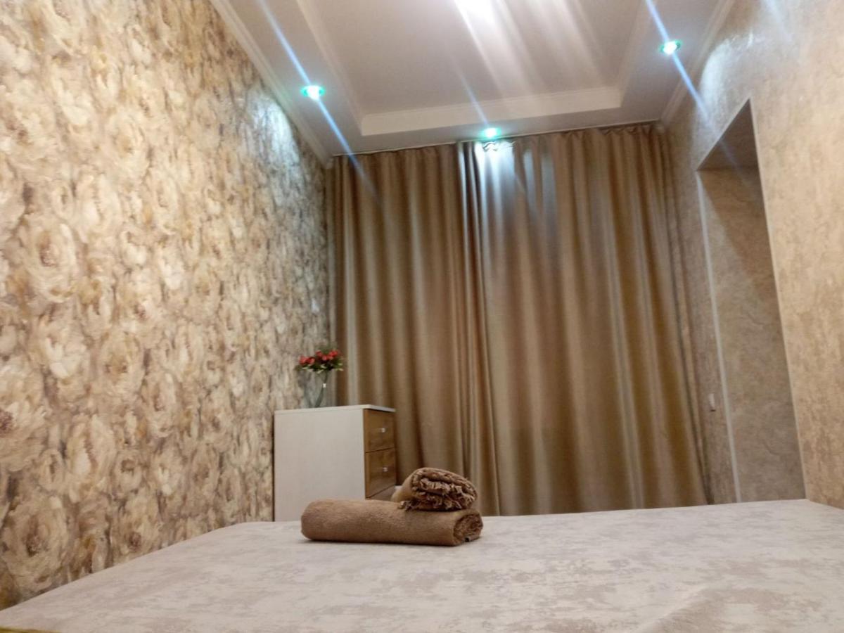 Комфортный Дом До 4Х Человек. Есть Парковка На 2 Машины, Wi-Fi, Tv. Bishkek Exterior foto